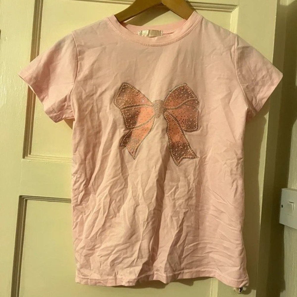 Lulu's Pink Tee with Embellished Bow